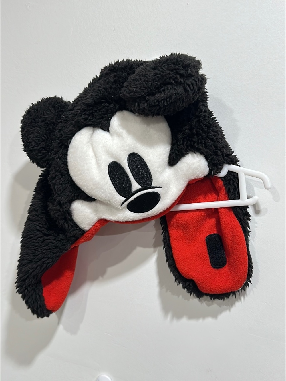 3 for $25 Disney Mickey Mouse Winter Boys Hat 4/5